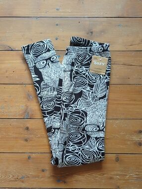 290-**NWT**Just Cozy Black & White Owl Floral Leggings Lined With Faux Fur